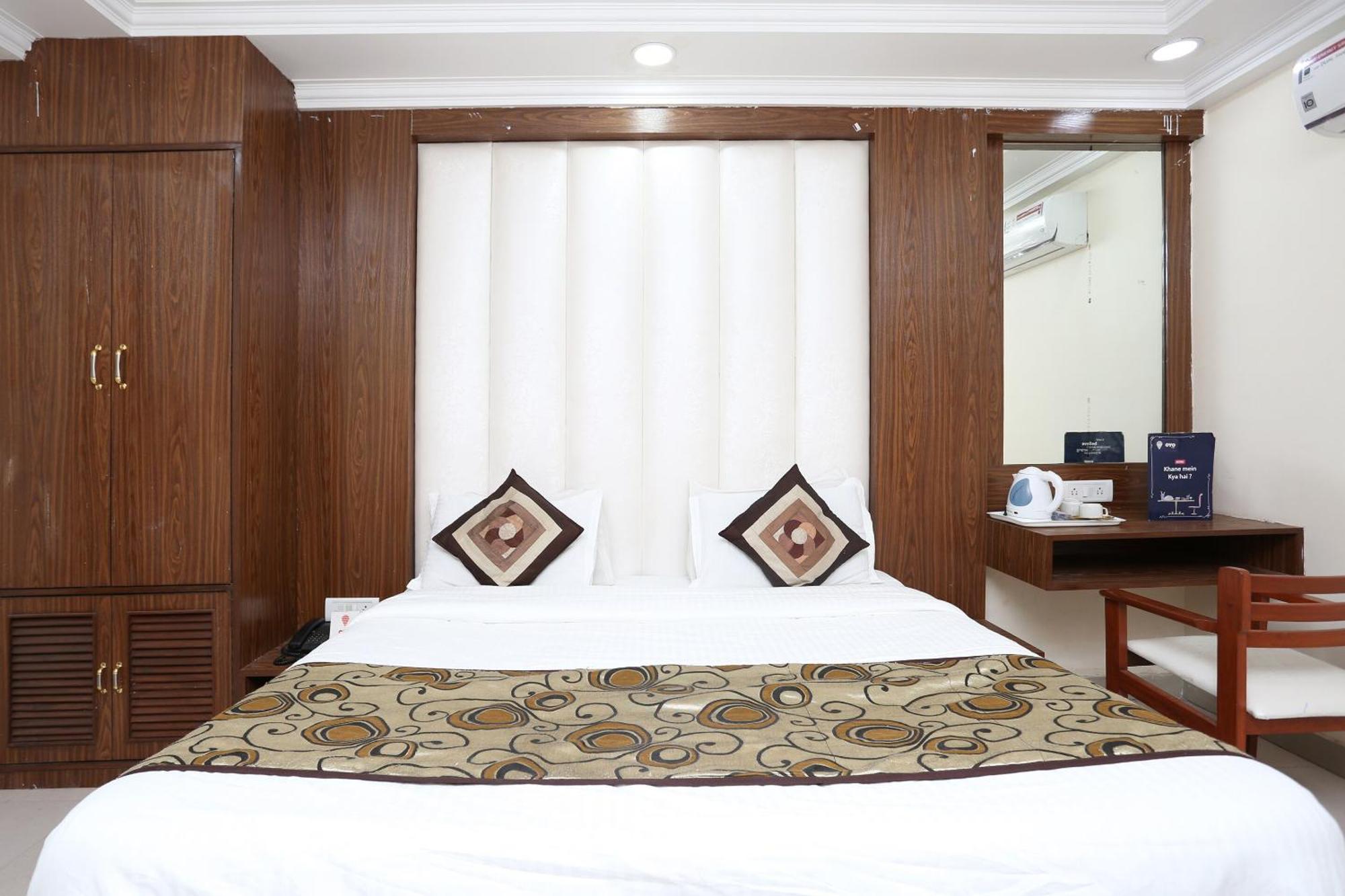 Oyo Flagship Hotel F Five Neu-Delhi Exterior foto