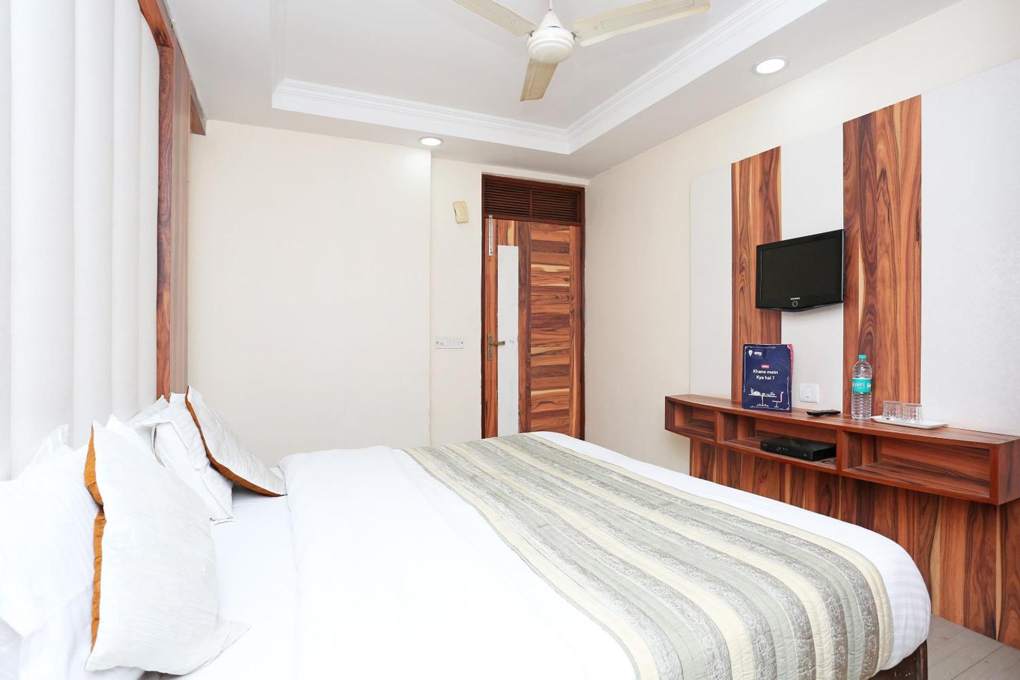 Oyo Flagship Hotel F Five Neu-Delhi Exterior foto