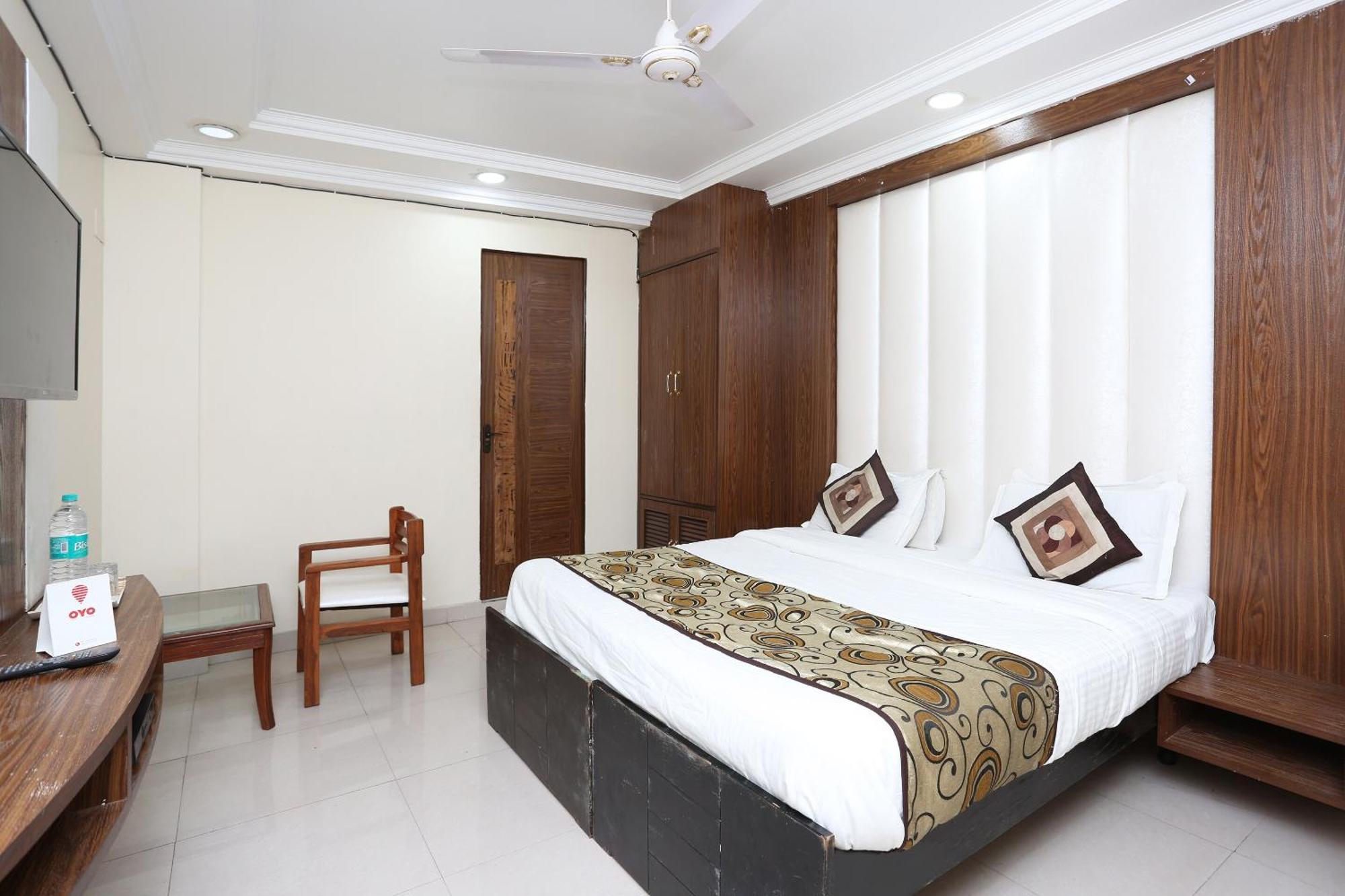 Oyo Flagship Hotel F Five Neu-Delhi Exterior foto