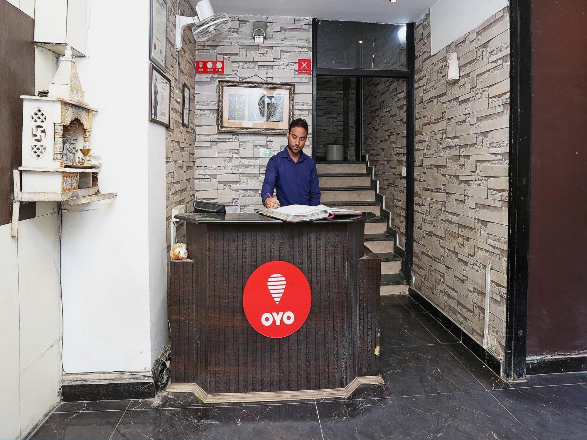 Oyo Flagship Hotel F Five Neu-Delhi Exterior foto